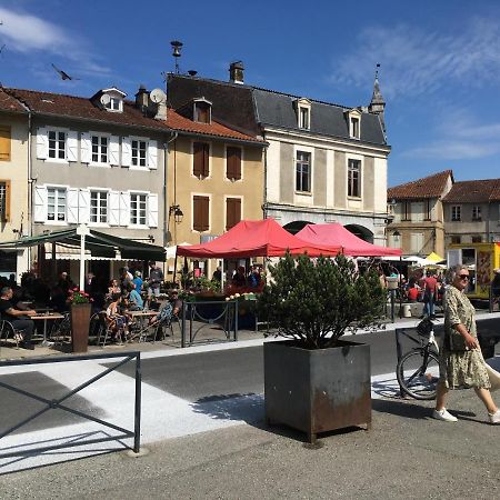 Le Chateau Aspet B&B Luaran gambar