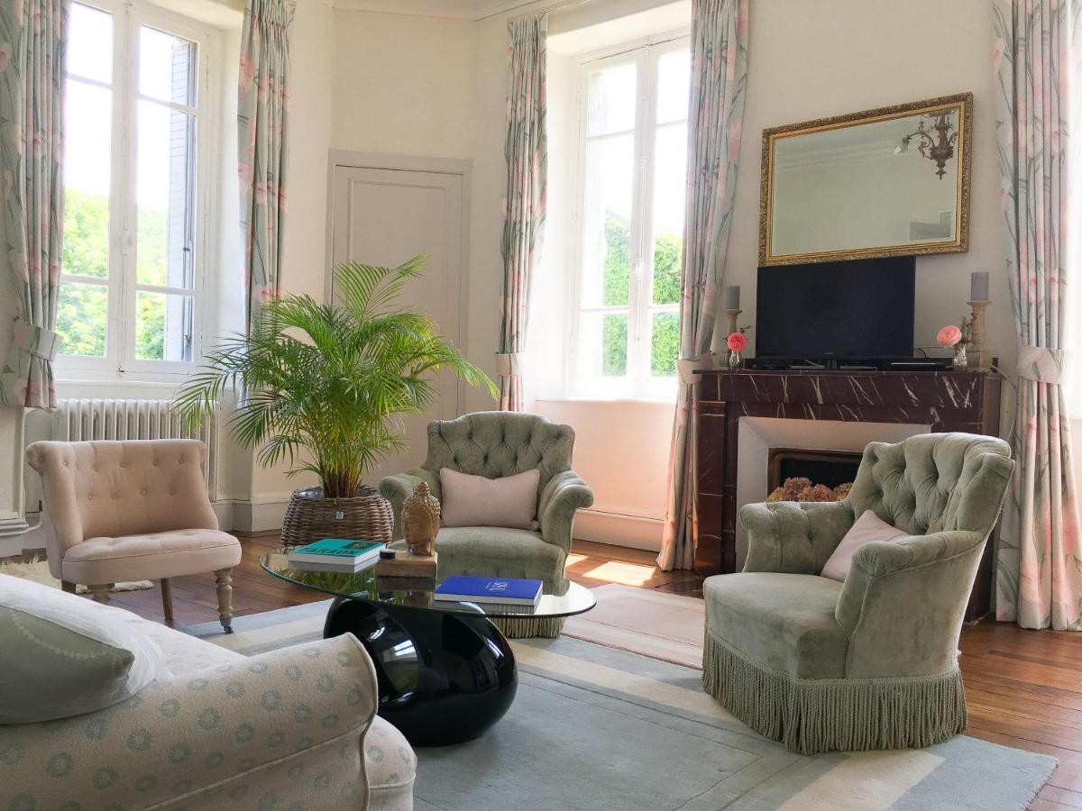 Le Chateau Aspet B&B Luaran gambar
